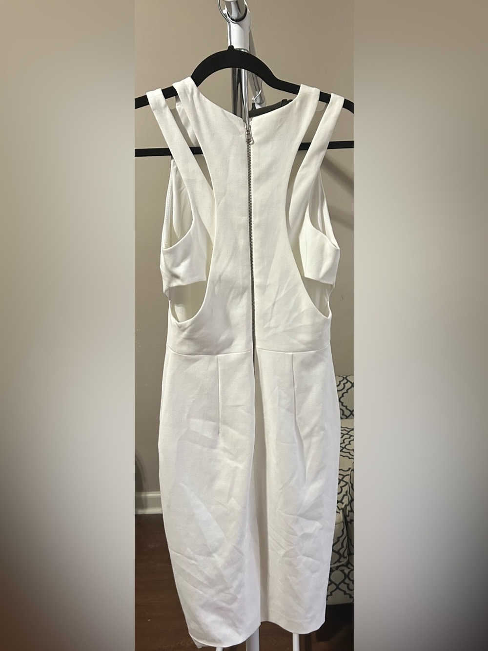 French Connection White Sleeveless Shift Dress - Picture 2 of 3